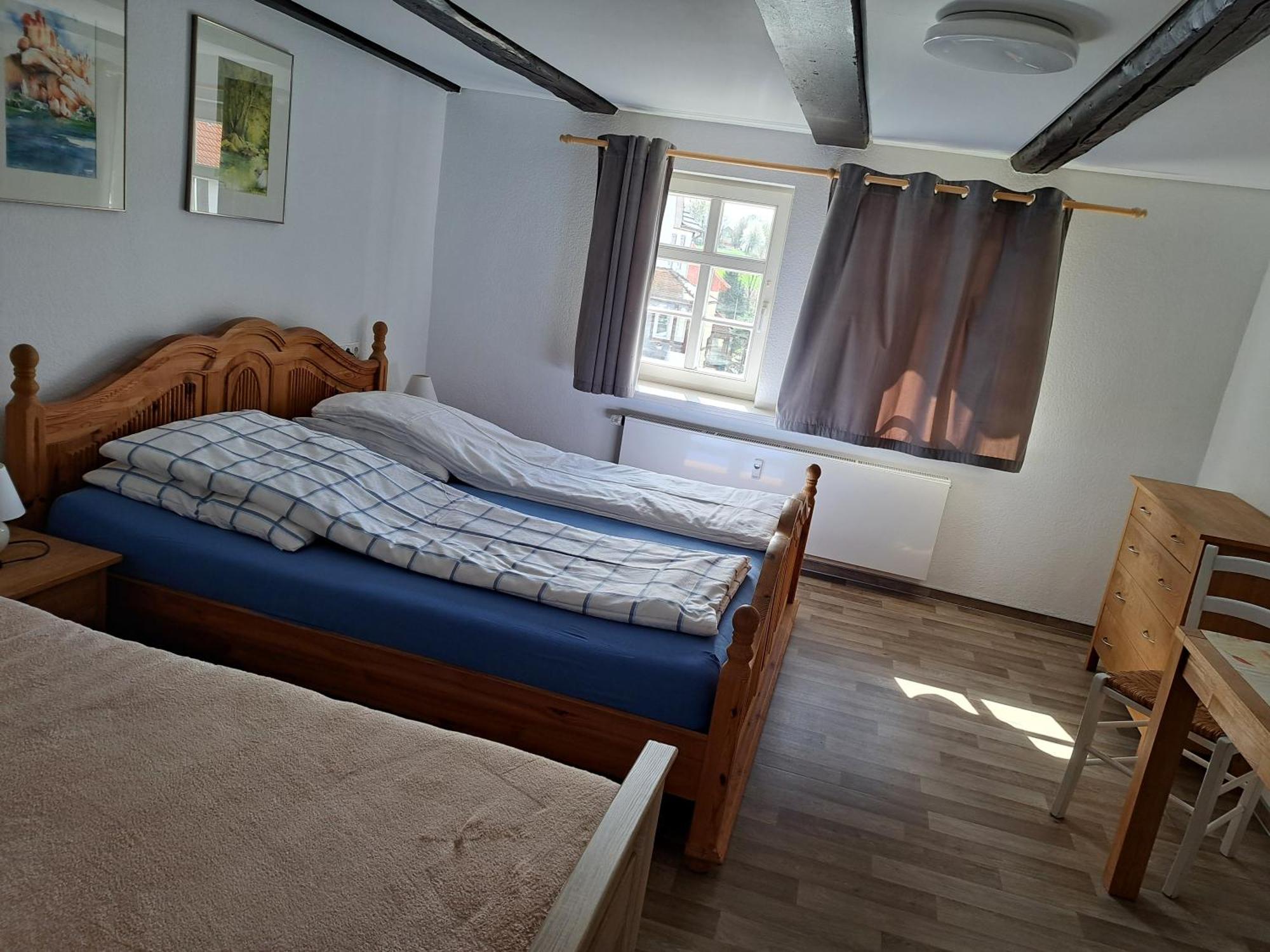 Wollroeder Krug Hotel Гуксхаген Екстериор снимка